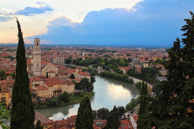 Verona: Welcome Private Tour W/ a Local - Tour Overview