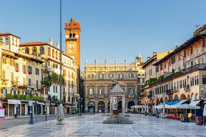 Veronas Enchanting Journey: Guided Walking Tour - Meeting Point