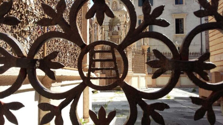 Verona's History and Highlights: Self-Guided Audio Tour - Experience Highlights
