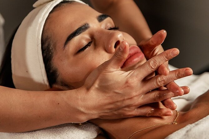 Versace Diamond and Gold Royal Hammam Journey - Whats Included