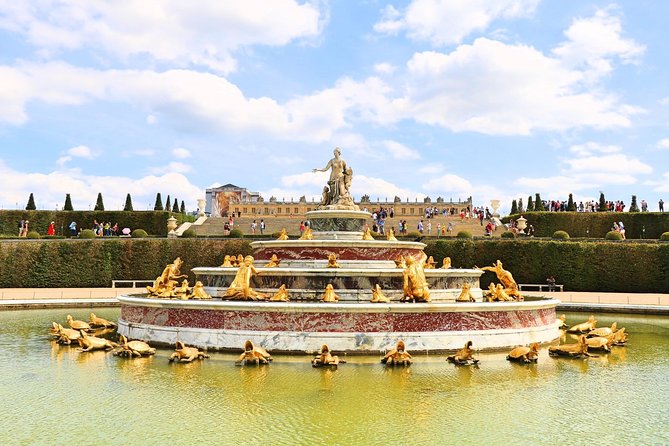 Versailles Best of Domain Skip-The-Line Access Day Tour With Lunch From Paris - Convenient Pick-up Location and Transportation