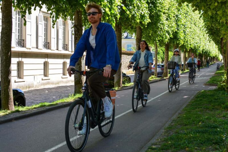 Versailles: Bike Tour on a premium Dutch bike - Authentic Experiences from Other Travelers
