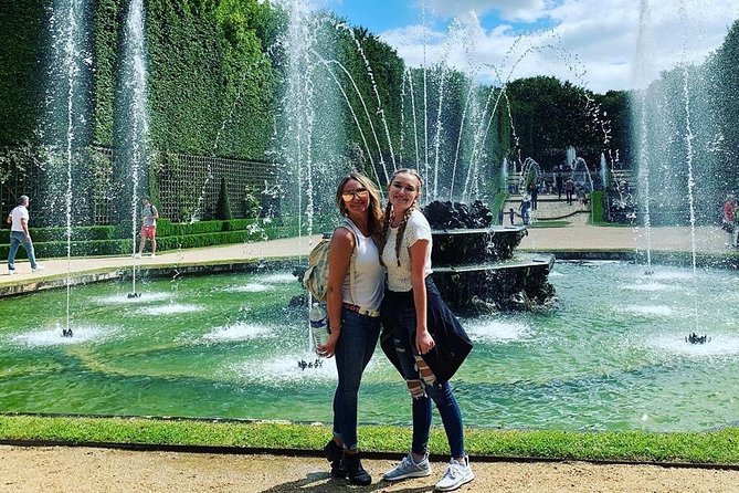 Versailles Bike Tour With Market, Gardens & Guided Palace Tour - Market Visit