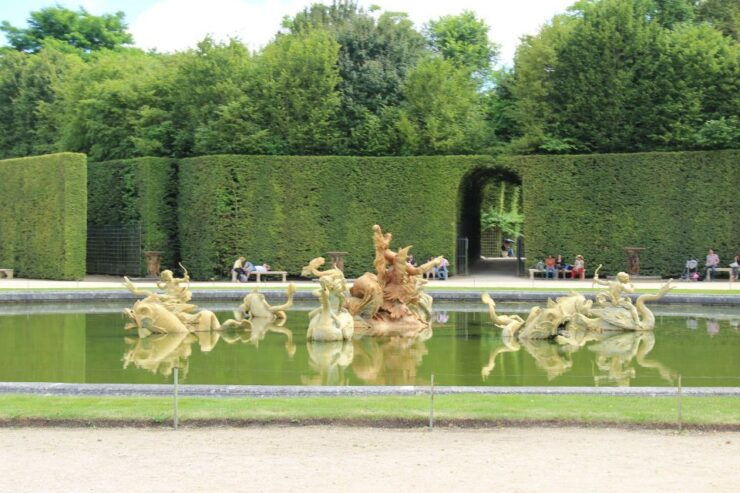 Versailles Castle and Gardens: Private Guided Family Tour - Highlights and Tour Description
