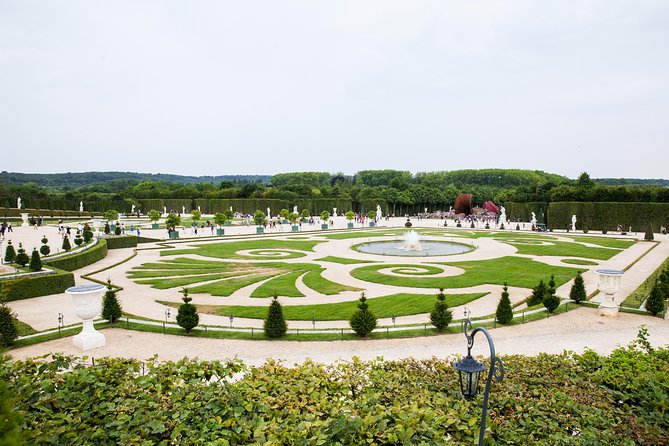 Versailles Château & Gardens Walking Tour From Paris by Train - Tips for a Memorable Versailles Walking Tour
