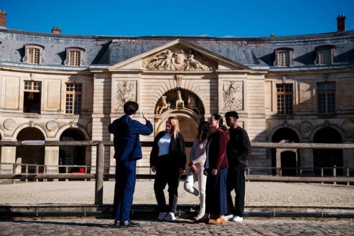 Versailles: Farmers Market Food Tour by a Culinary School - Local Culinary Artisans and Products