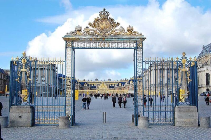 Versailles Grand Tour: Gardens & Palace Exploration - Authentic Experiences and Hidden Gems