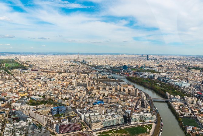 Versailles Helicopter Tour From Paris - Booking System Issue and Mixed Reviews