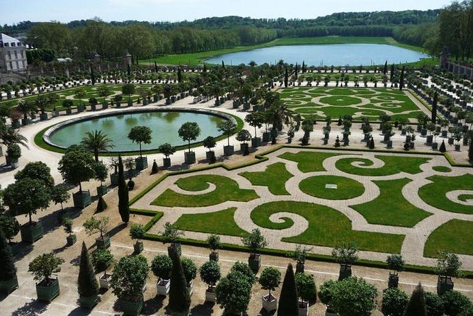 Versailles Palace and Trianon Guided Day Tour From Paris - Lowest Price Guarantee