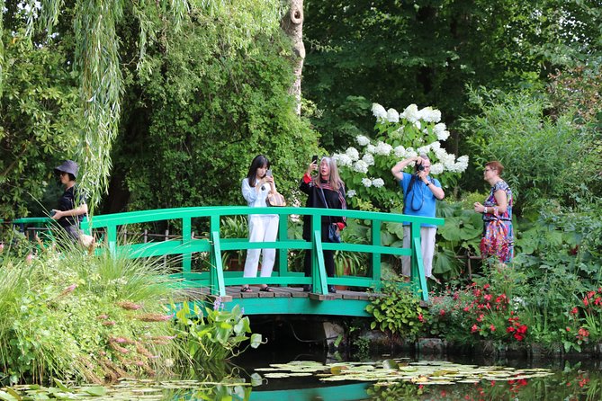 Versailles Palace & Giverny Private Guided Tour With Lunch and Priority Access - Common Questions