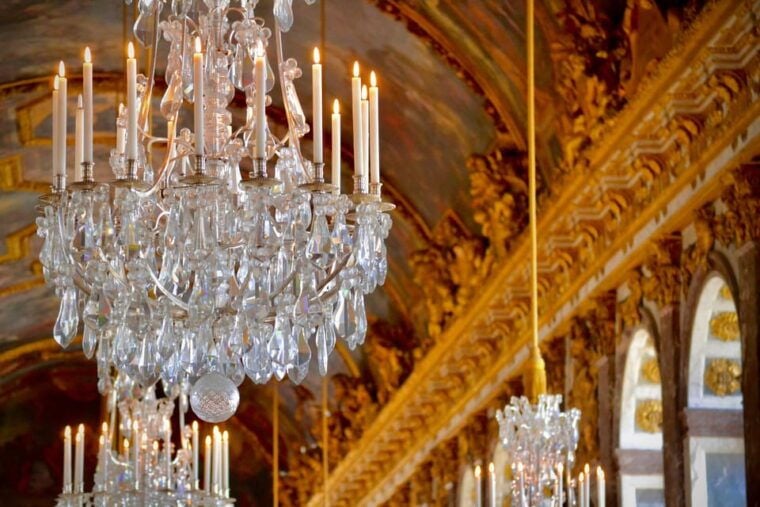 Versailles Palace Guided Experience and Gardens Entry 12 PPL - Journey Through the Palace Interiors