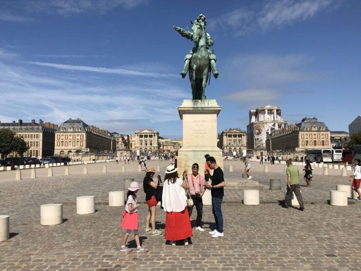 Versailles: Palace Guided Tour With Skip-The-Line Tickets - Skip-The-Line Admission