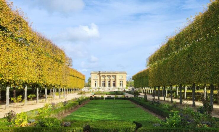 Versailles Palace & Marie-Antoinette's Estate Private Tour - Tour Details