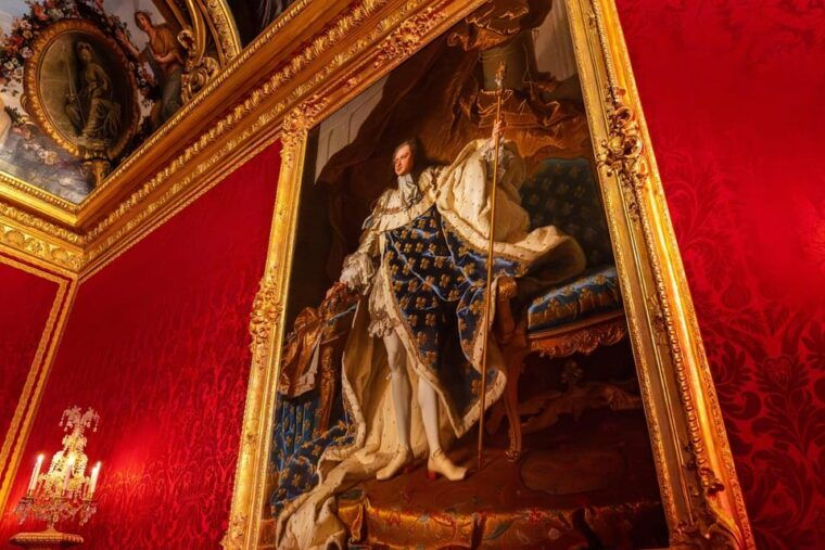 Versailles Palace Skip-The-Line Tour With Garden Access - Experiencing the Trianon Estates