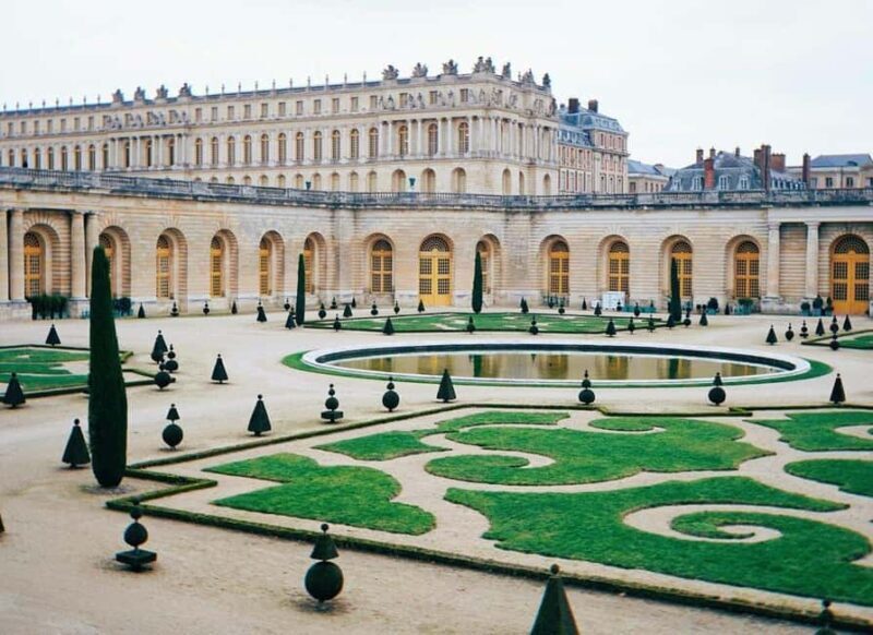 Versailles: Palace Tour With Private Transfers & Audio Guide - An In-Depth Look at the Versailles Palace Tour