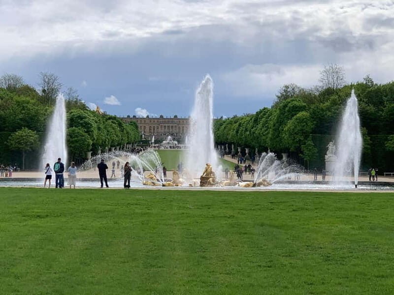 Versailles Palace Visit in Minivan from Paris Half-Day - What Could Be Improved?