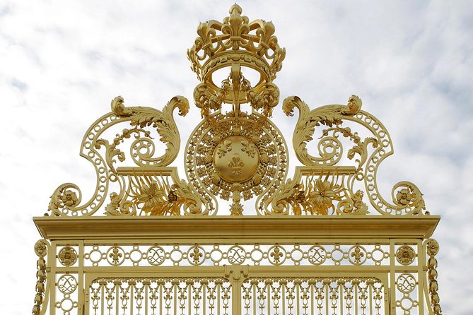 Versailles Private Excursion - Exploring the Opulent Halls and Rooms
