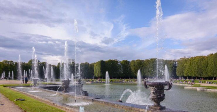 Versailles Round-Trip Transfers: Multiple Departures - Experience Highlights