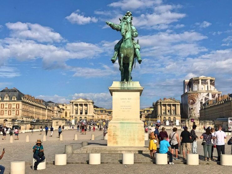 Versailles: Skip-The-Line Guided Palace Tour W/ Gardens - Experience