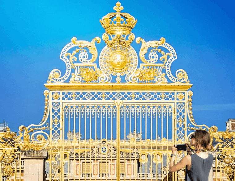 Versailles: Skip-The-Line Guided Tour of Palace With Gardens - Tour Experience