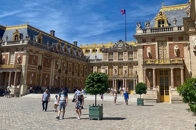 Versailles Small-Group Trip From Paris by Minivan With Palace, Trianon & Gardens - Positive Guest Experiences