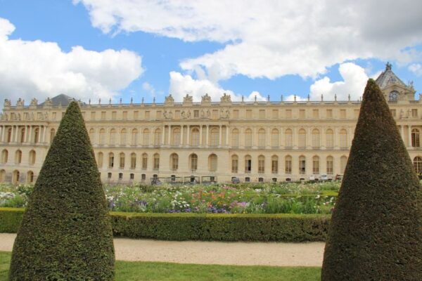 Versailles: Versailles Palace and Garden Private Guided Tour - Common Questions