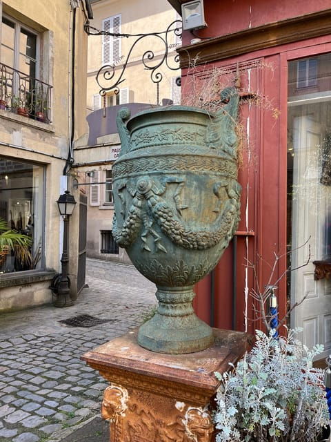 Versaillles: Hidden Passages and Antiques Neighbourhood - Itinerary Highlights