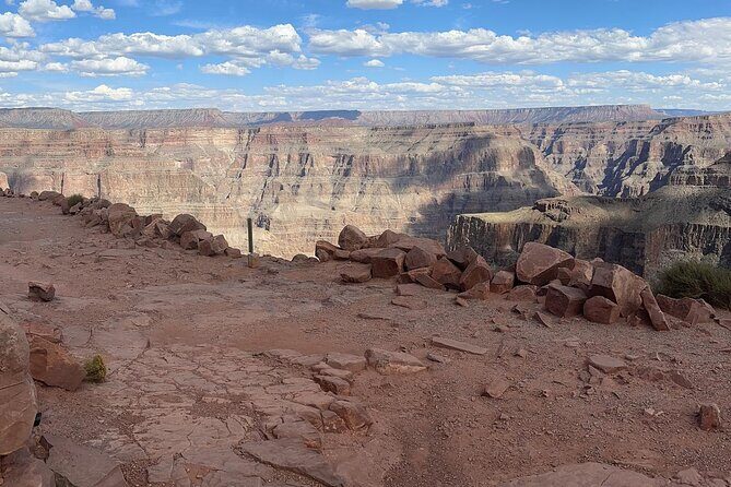 Vertigo From Infinity In The Heart Of The Desert Grand Canyon Skywalk - Practical Details and Tips  