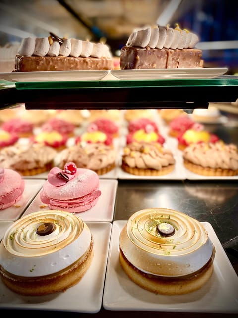 Very Important Pastries Tour Gyg. a Individual Guided Tour. - Reservation Process
