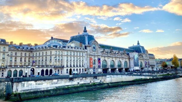 Very Important Pastries Tour Gyg. a Individual Guided Tour. - Exploring Paris on Foot