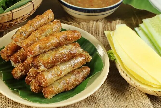 Vespa Food Tour in Hoi An, Savor Local Flavors and Street Food - Why This Tour Is Worth Considering