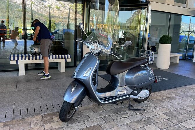 Vespa Scooter Rental to Explore the French Riviera - Nearby Public Transportation