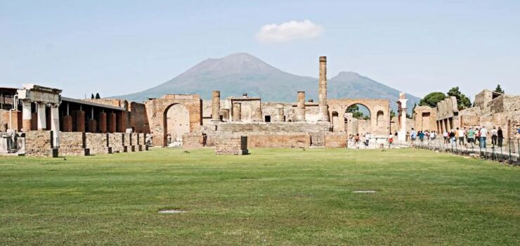 Vesuvius Valley and Pompeii With Wine Taste and Lunch by Van - Good To Know