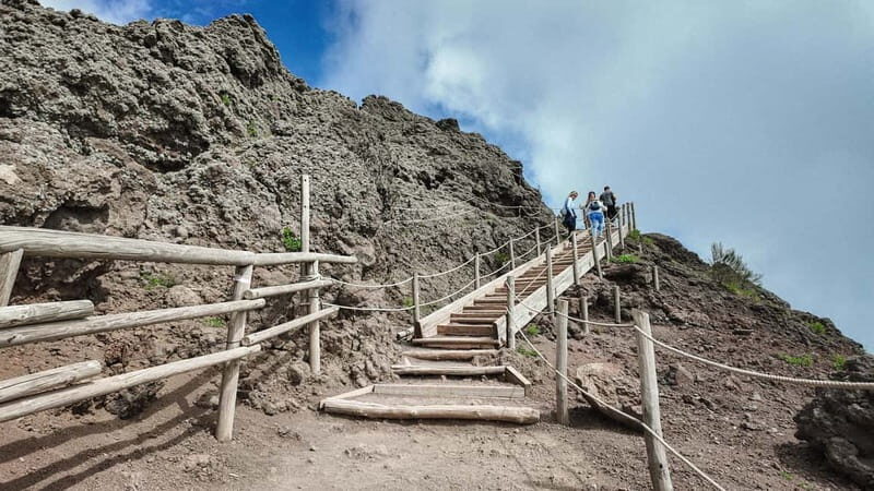 Vesuvius Volcano Experience: from Naples, Pompeii and Rome - FAQs