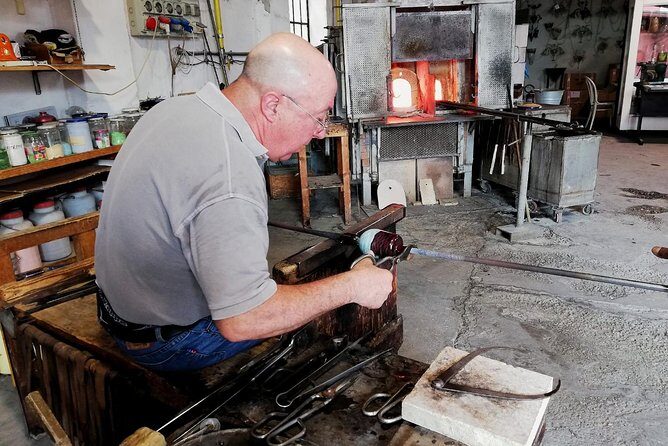 Vetreria Guarnieri Murano experience - A Deep Dive into the Murano Glass Experience