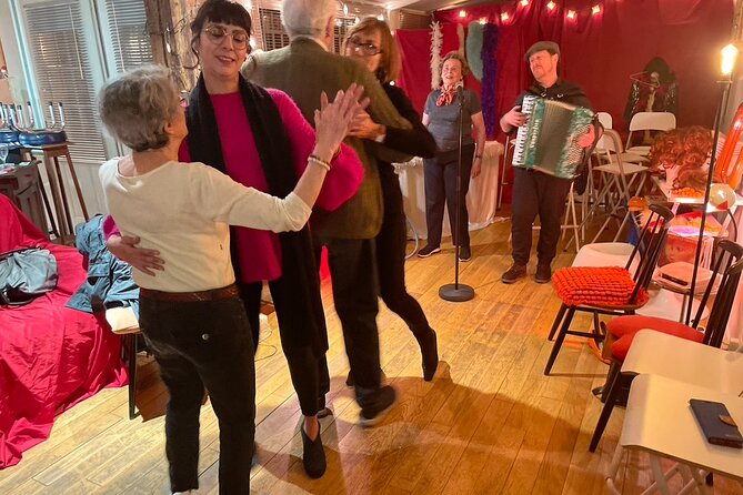 Viator Exclusive: French Dinner & Cabaret Show in Artists Home - Additional Information