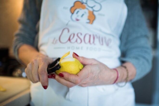 Vico Equense: Market Tour and Meal in Local Home - Four-Course Meal Indulgence