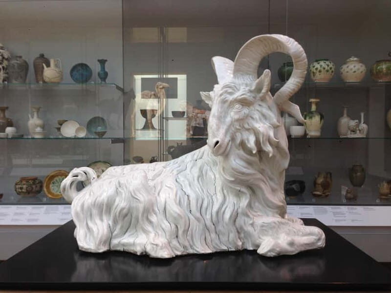 Victoria and Albert Museum London Private Guided Tour 3 hour - Costs and Value