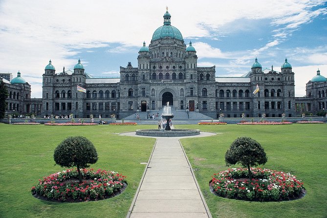 Victoria and Butchart Gardens Tour From Vancouver - Selecting Date and Travelers