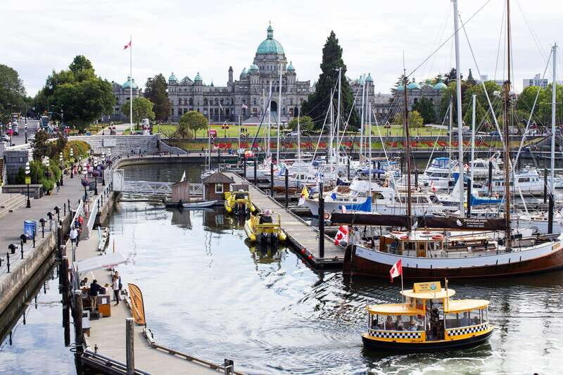 Victoria: City Highlights and Butchart Gardens Tour - Good To Know
