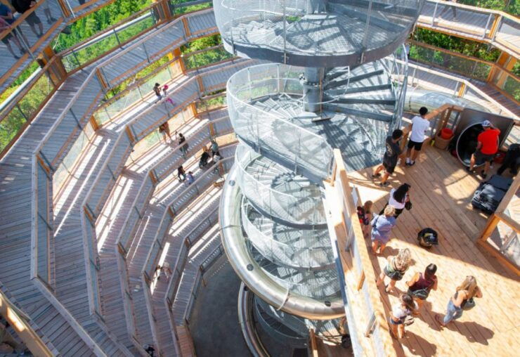 Victoria: Driving Tour W/ Malahat Skywalk & Butchart Gardens - Tour Highlights and Features