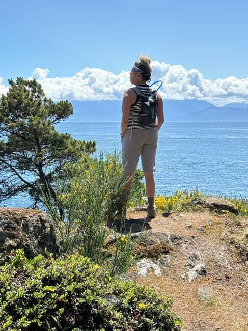 Victoria: East Sooke Park Hike with Pub visit - An Authentic Day Out in East Sooke Park