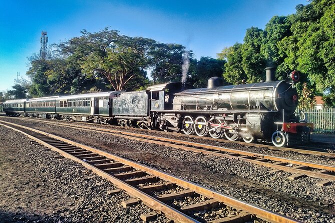 Victoria Falls Walking Tour With 3 Options - What to Expect