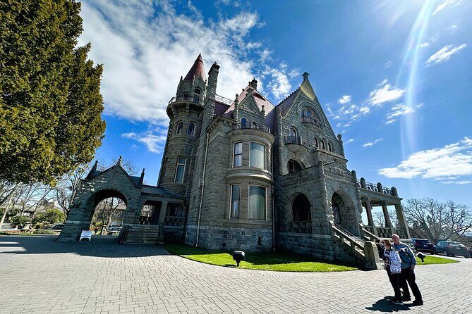 Victoria Private Express Tour for 1 to 3 Guests - Good To Know