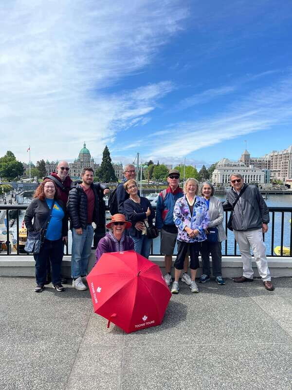 Victoria: Tips-Based City Highlights Walking Tour | 2.5-Hour - Good To Know