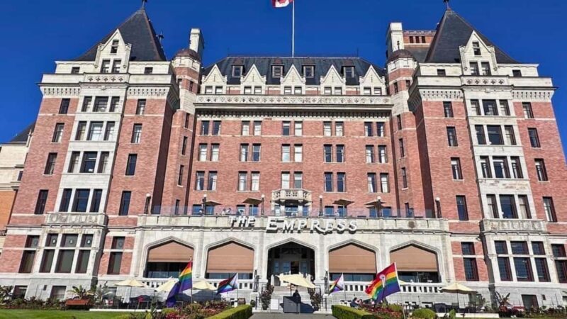 Victorias Butchart Gardens & City Highlights Private Tour - Good To Know