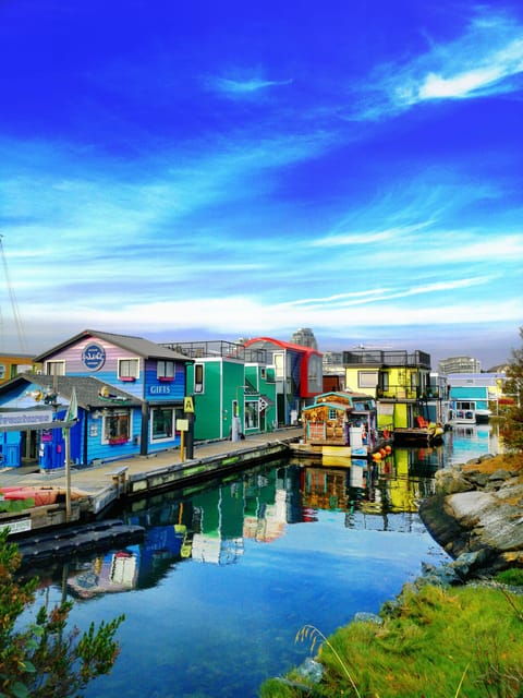 Victoria's Express City Highlights Private Tour Excursion - Itinerary and Highlights
