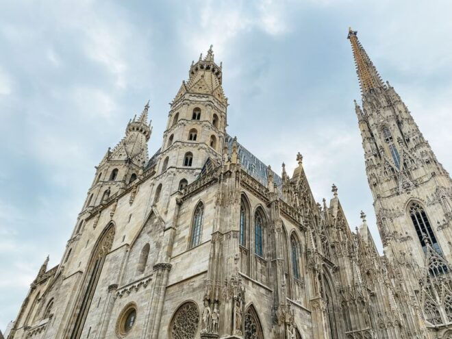 Vienna: 2-Hour Walking Tour - Exploring Viennas City Center