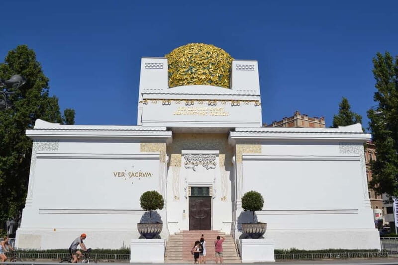 Vienna: a walk through art and architecture in the early 1900s - An In-Depth Look at the Tour