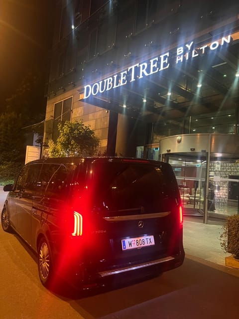 Vienna: Airport Transfer to Vienna City Center - Good To Know